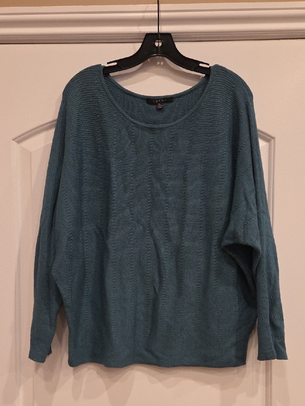 Cyrus Sweater Size XL